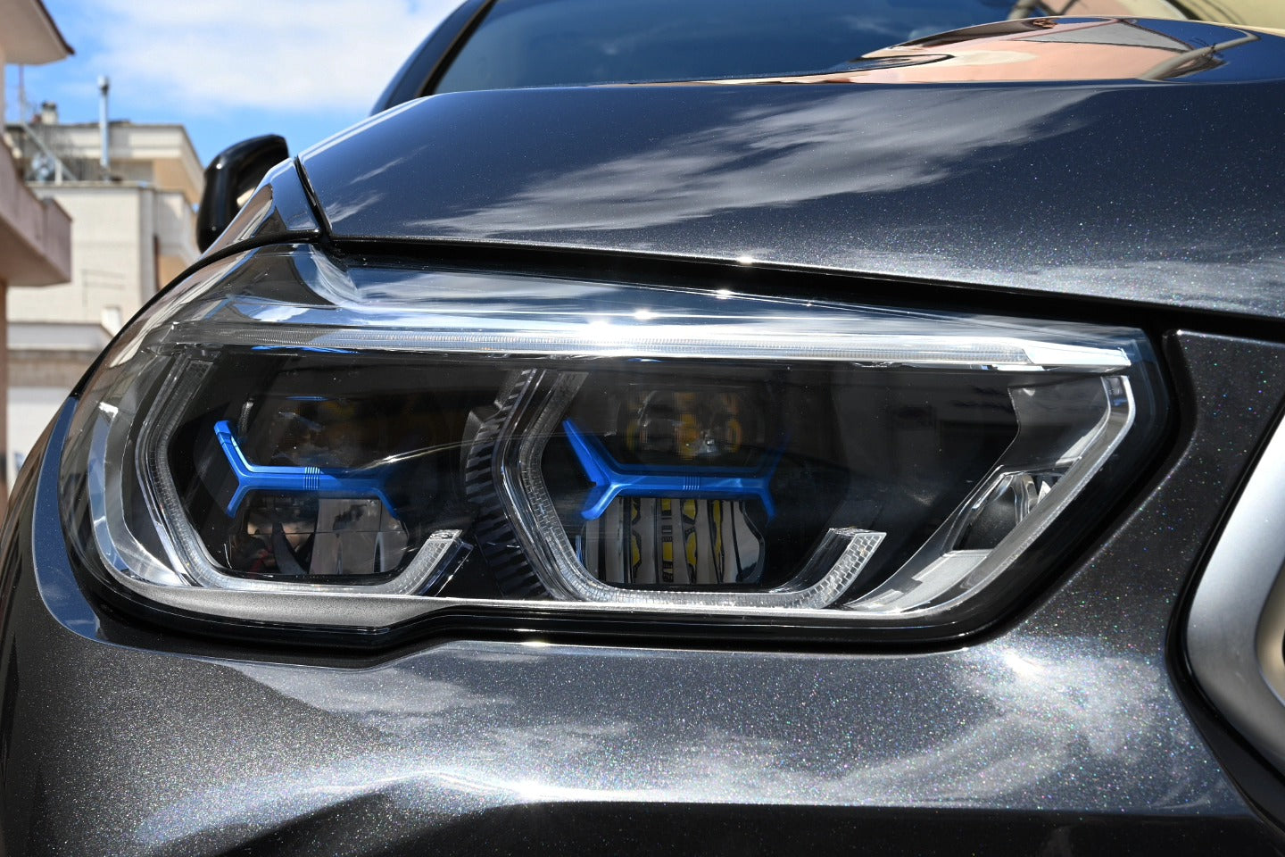 ๐๐๐ ๐6 xDrive 30D xLine