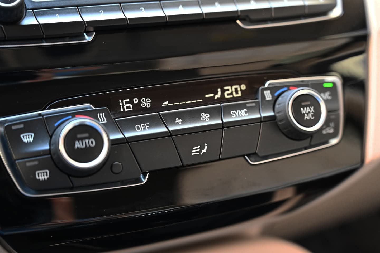 ๐ซ๐ฃ๐ฅ๐๐ก๐ข๐ง๐๐ง๐๐ซ
๐๐๐ ๐1 SDrive 20D 190cv