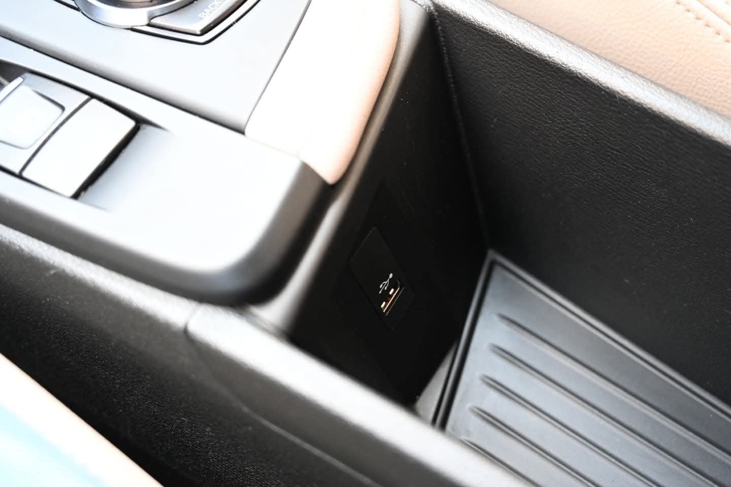 ๐ซ๐ฃ๐ฅ๐๐ก๐ข๐ง๐๐ง๐๐ซ
๐๐๐ ๐1 SDrive 20D 190cv