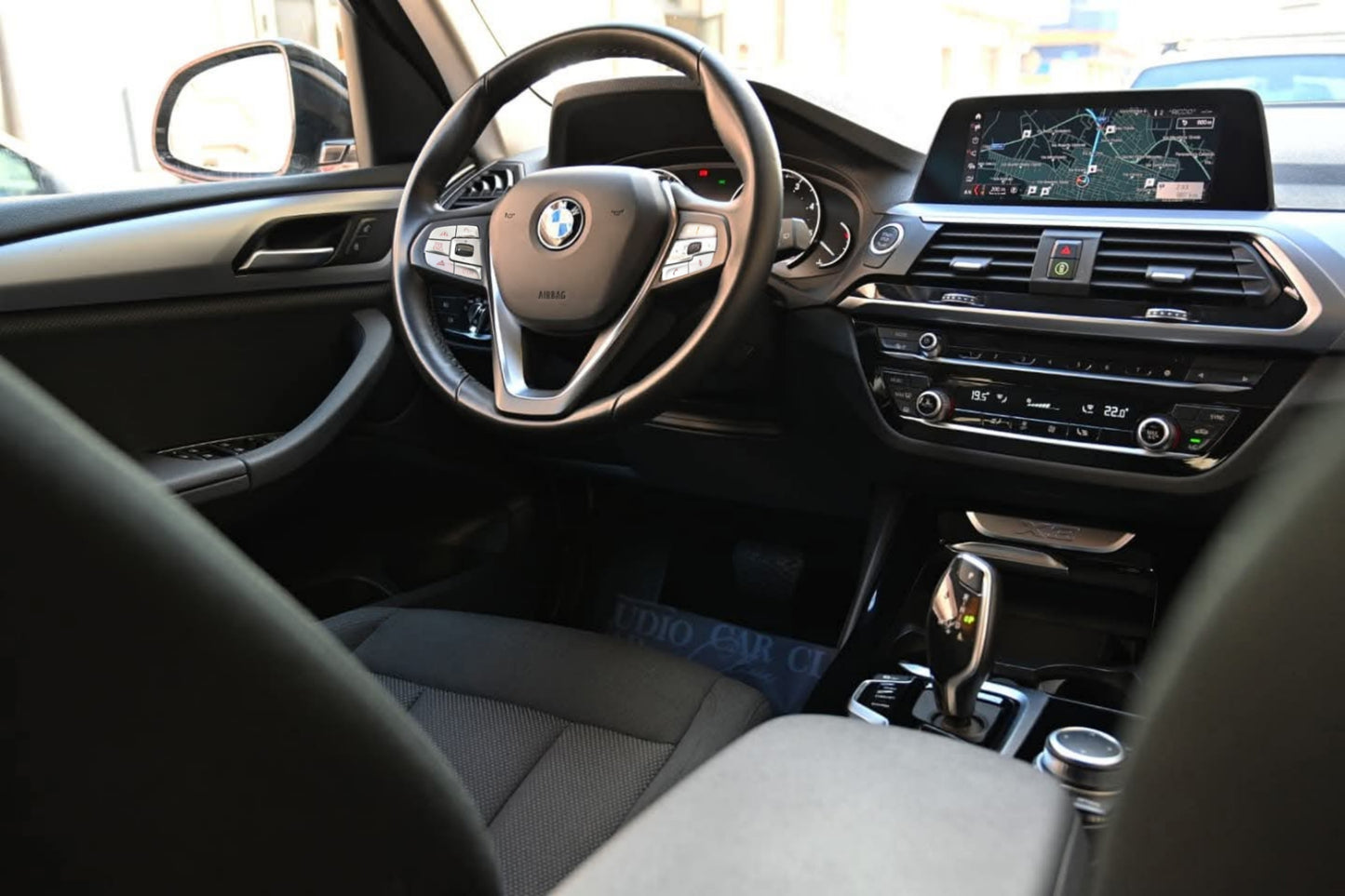 ๐๐๐ ๐3 xDrive 20D