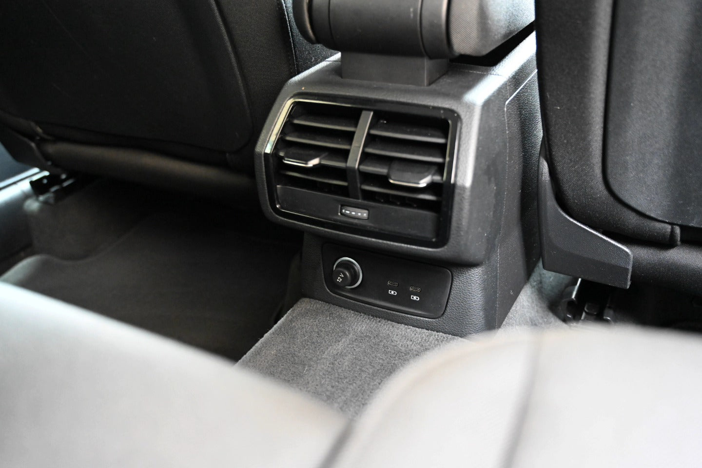 𝐀𝐔𝐃𝐈 𝐐3 𝐒 𝐋𝐢𝐧𝐞 Edition 35 TDi