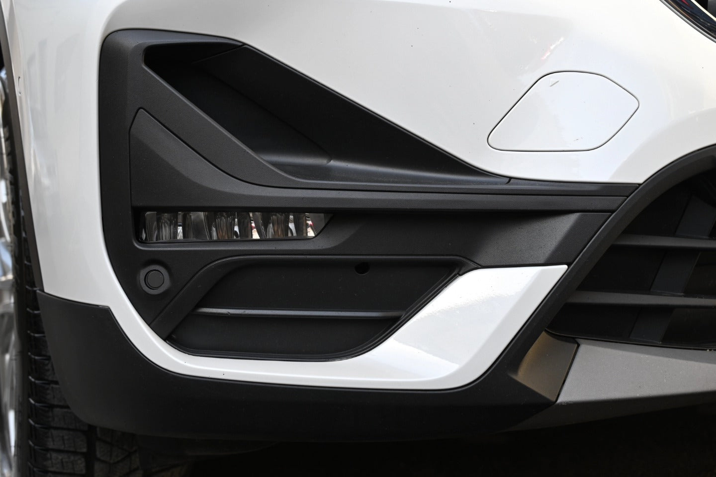 𝐁𝐌𝐖 𝐗1 xDrive 18d Advantage