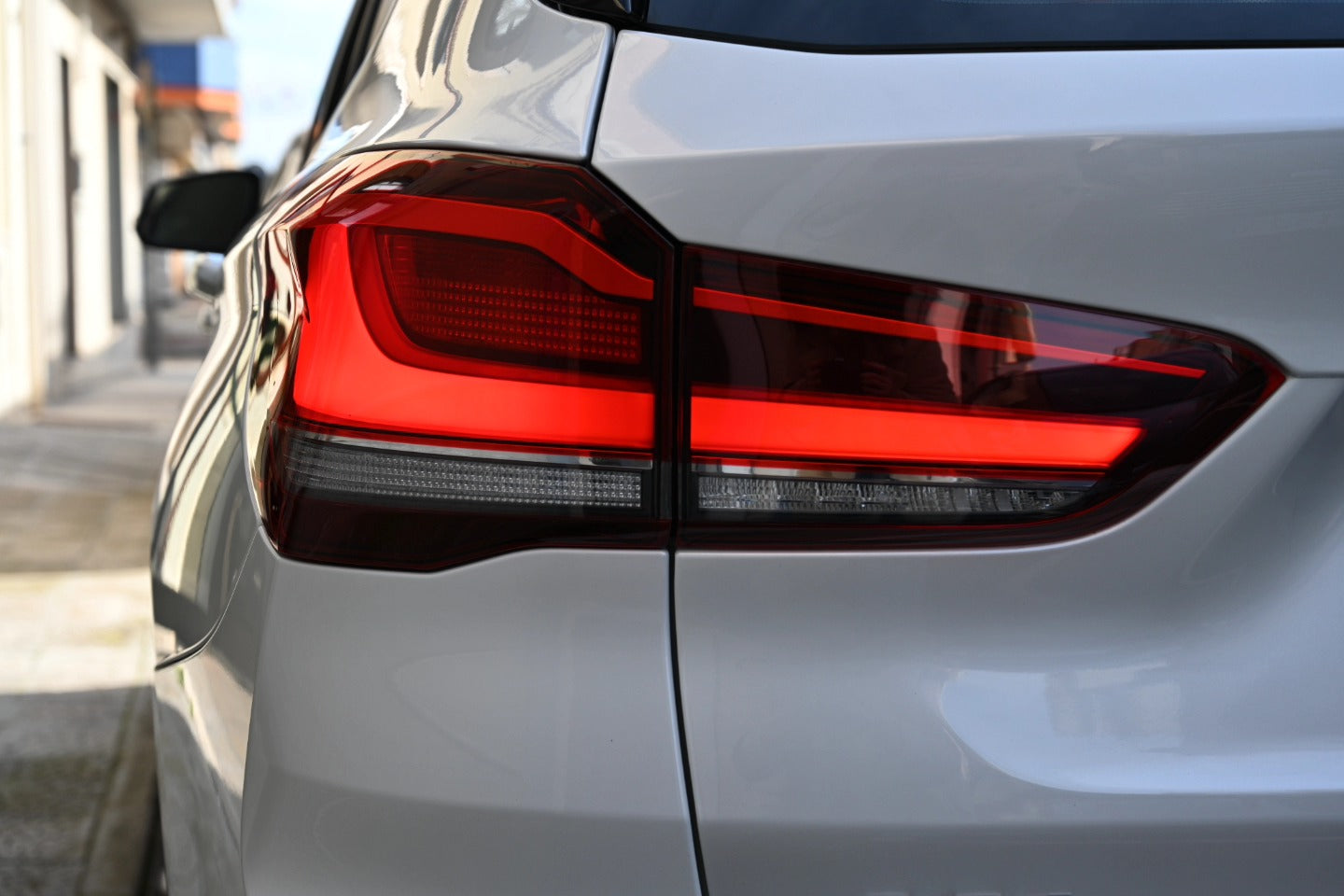 𝐁𝐌𝐖 𝐗1 xDrive 18d Advantage