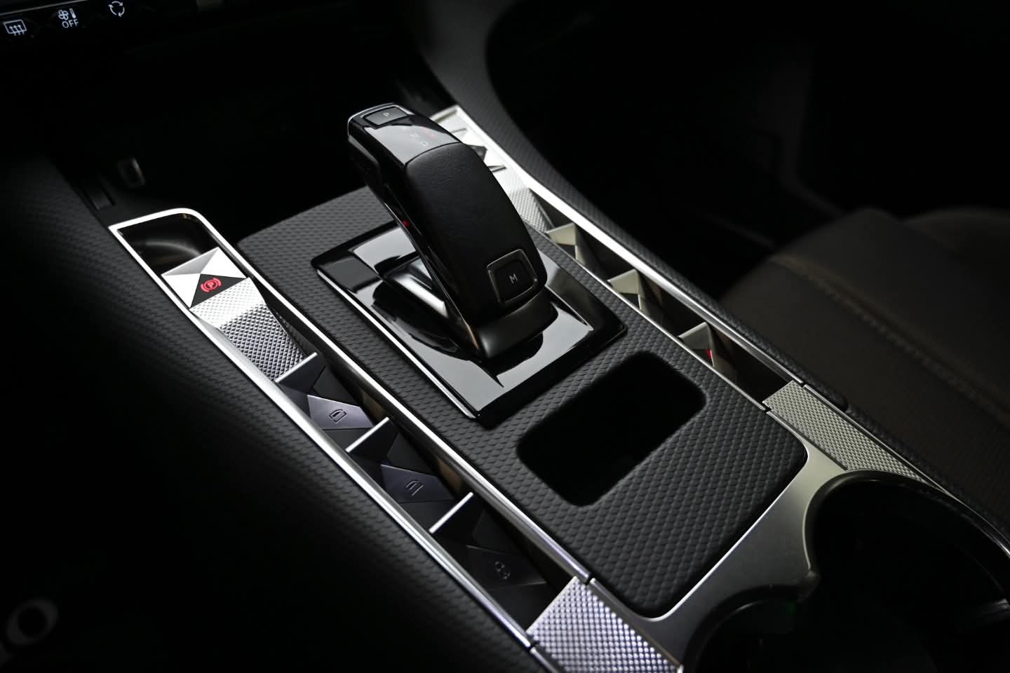 DS 7 BlueHDi 130 Auto Bastille