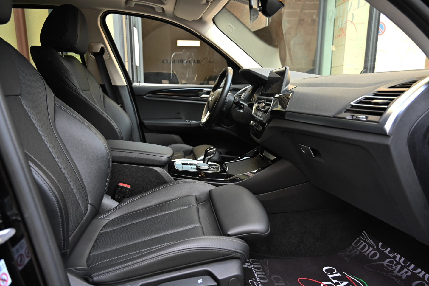 𝐁𝐌𝐖 𝐗3 sDrive 18D Restyle