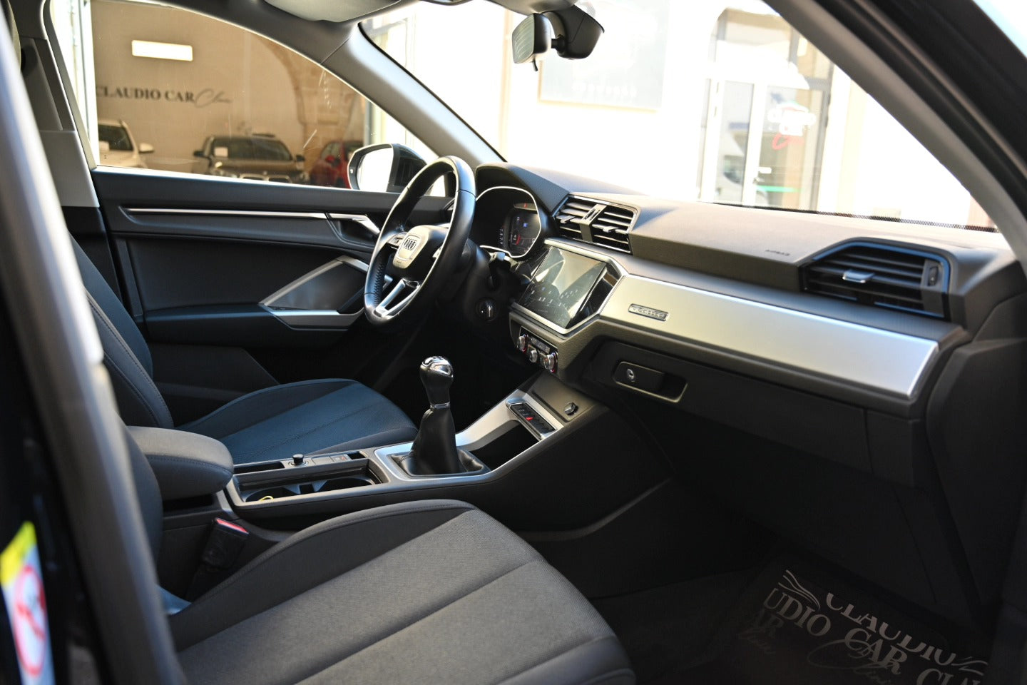 𝐀𝐔𝐃𝐈 𝐐3 35 TDi Quattro