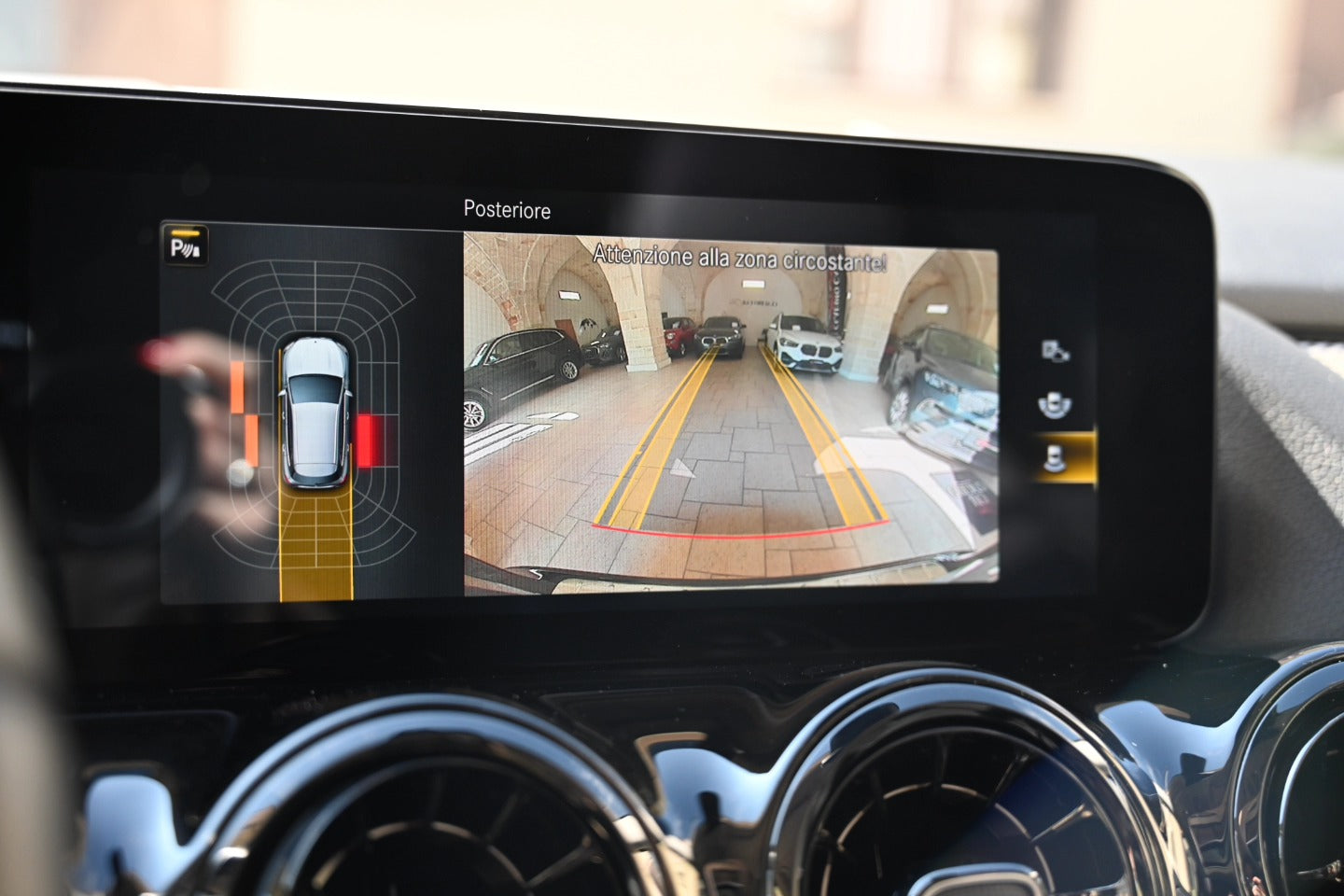 𝐌𝐞𝐫𝐜𝐞𝐝𝐞𝐬-𝐛𝐞𝐧𝐳 𝐆𝐋𝐀 200D TETTO PANORAMA