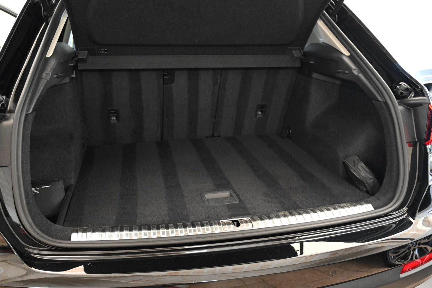 𝐀𝐔𝐃𝐈 𝐐3 35 TDi Quattro