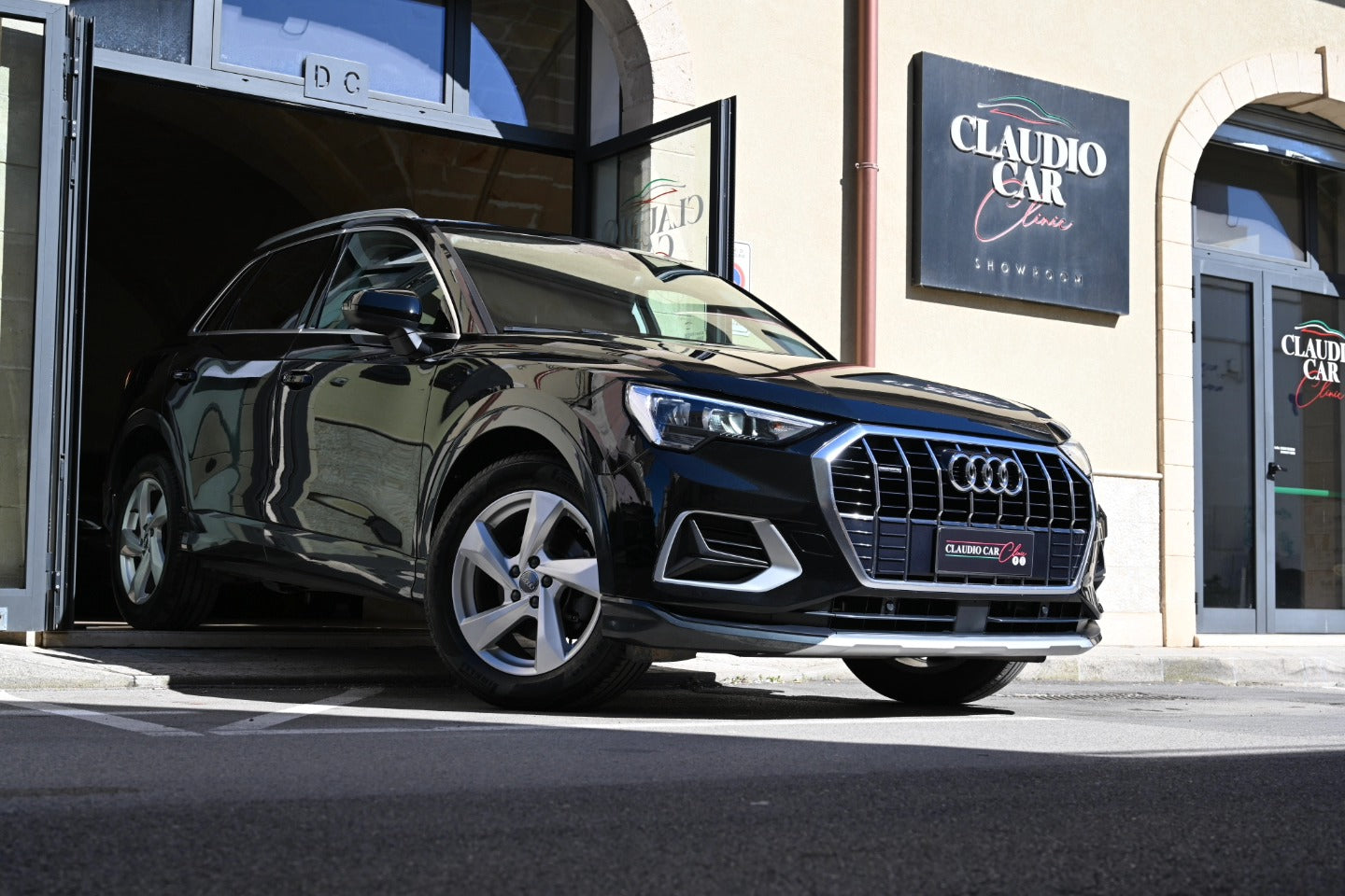 𝐀𝐔𝐃𝐈 𝐐3 35 TDi Quattro