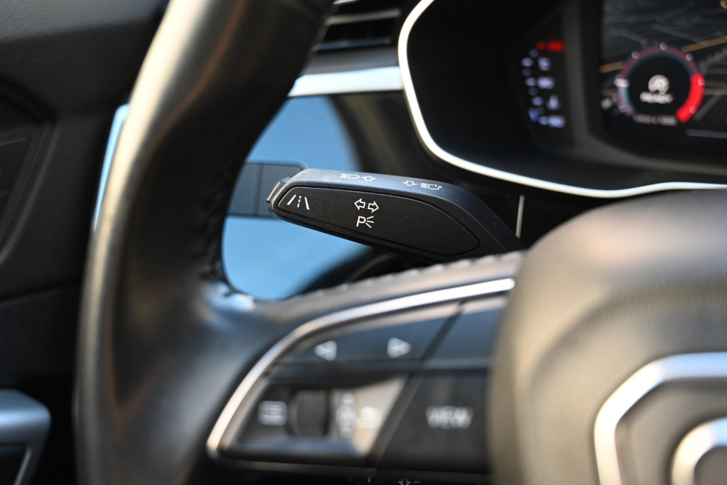 𝐀𝐔𝐃𝐈 𝐐3 35 TDi Quattro