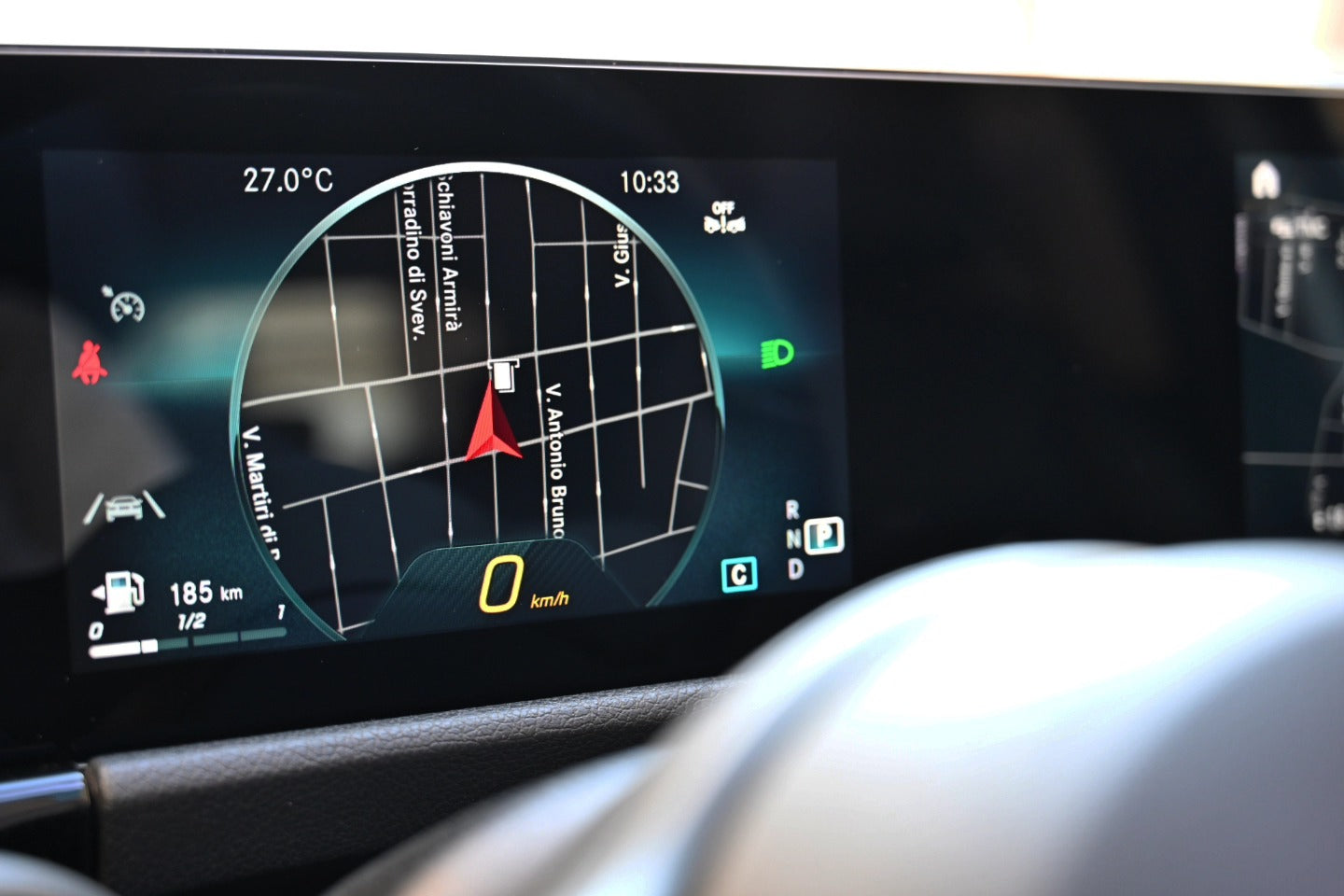 𝐌𝐞𝐫𝐜𝐞𝐝𝐞𝐬-𝐛𝐞𝐧𝐳 𝐆𝐋𝐀 200D TETTO PANORAMA