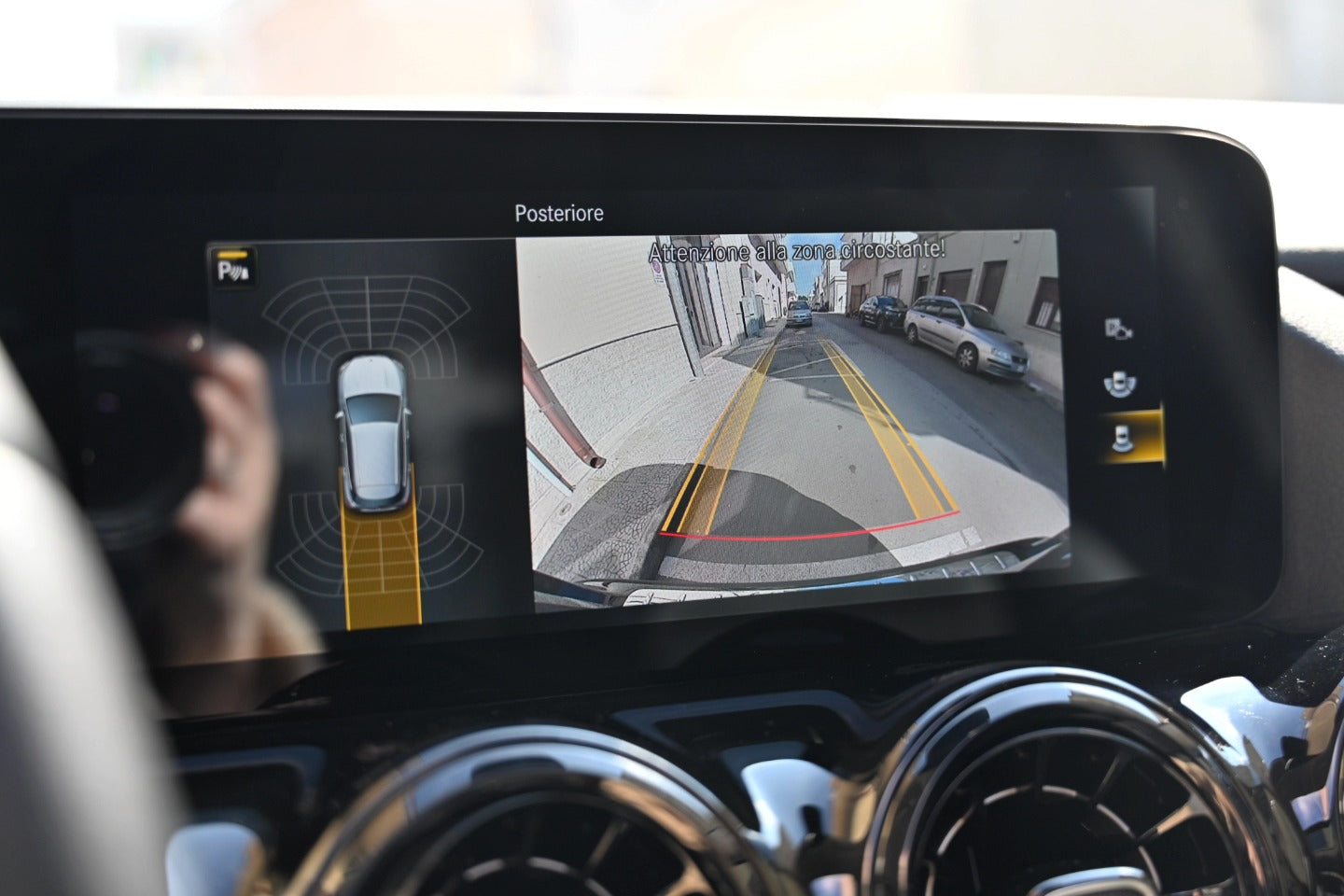 𝐌𝐞𝐫𝐜𝐞𝐝𝐞𝐬-𝐛𝐞𝐧𝐳 𝐆𝐋𝐀 200D TETTO PANORAMA