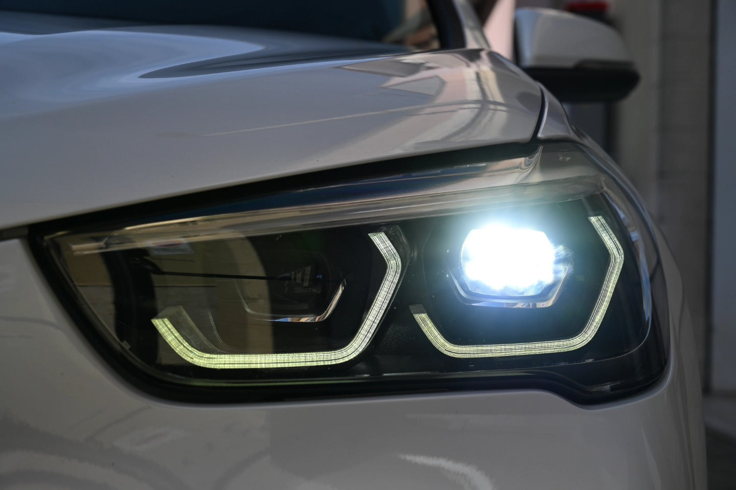 𝐁𝐌𝐖 𝐗1 xDrive 18d Advantage