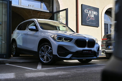 𝐁𝐌𝐖 𝐗1 xDrive 18d Advantage