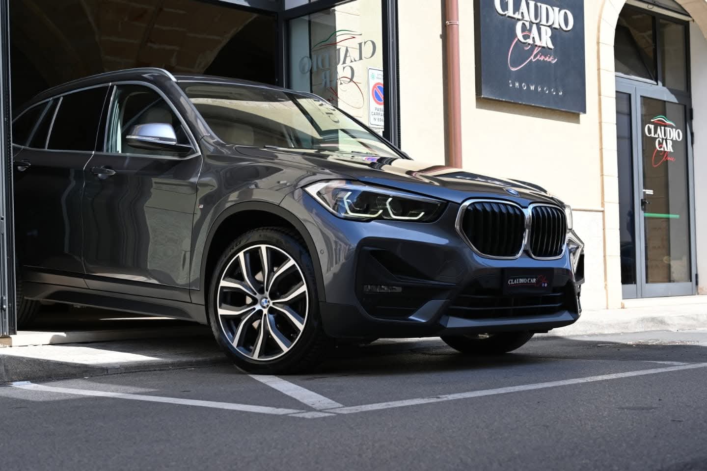 🚫𝗣𝗥𝗘𝗡𝗢𝗧𝗔𝗧𝗔🚫
𝐁𝐌𝐖 𝐗1 SDrive 20D 190cv