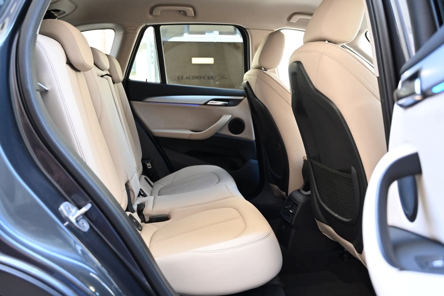 🚫𝗣𝗥𝗘𝗡𝗢𝗧𝗔𝗧𝗔🚫
𝐁𝐌𝐖 𝐗1 SDrive 20D 190cv