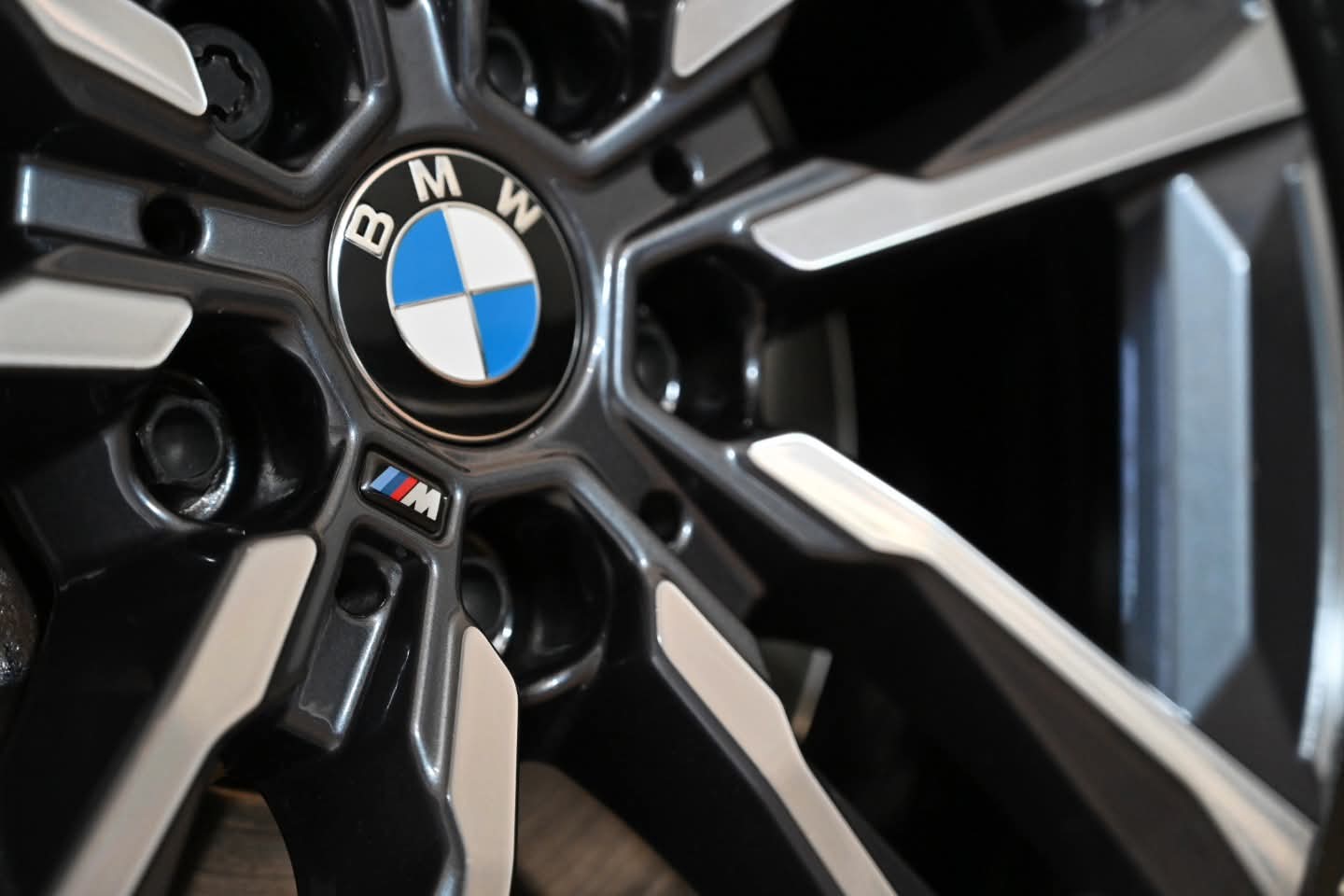 𝐁𝐌𝐖 𝐗2 SDrive 18D