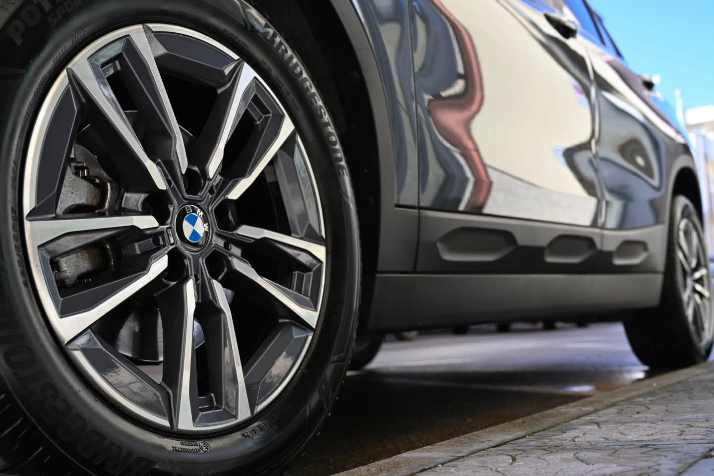 𝐁𝐌𝐖 𝐗2 SDrive 18D