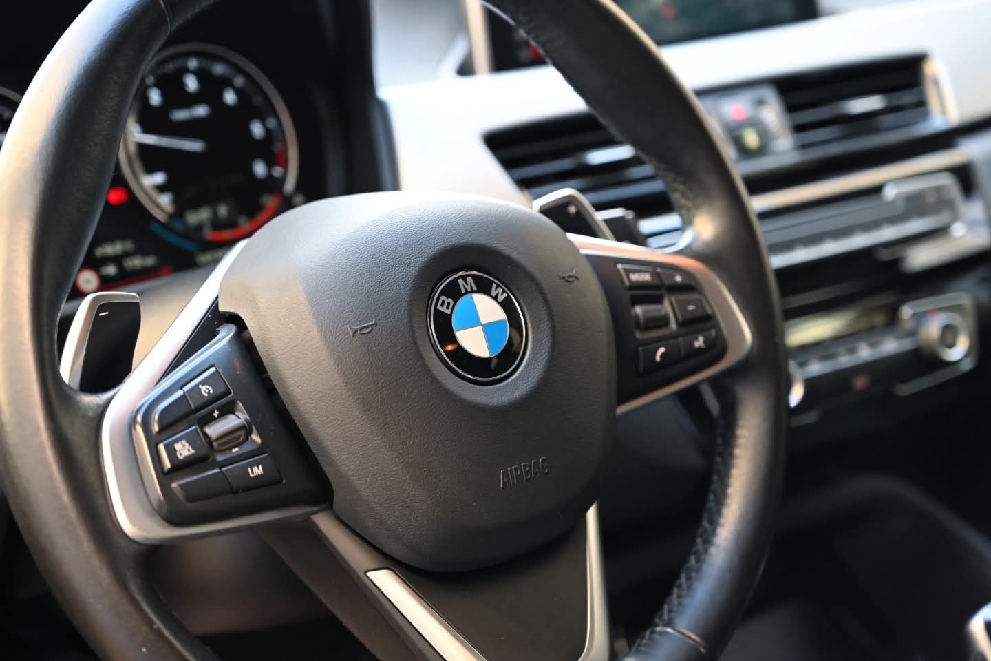 𝐁𝐌𝐖 𝐗2 SDrive 18D