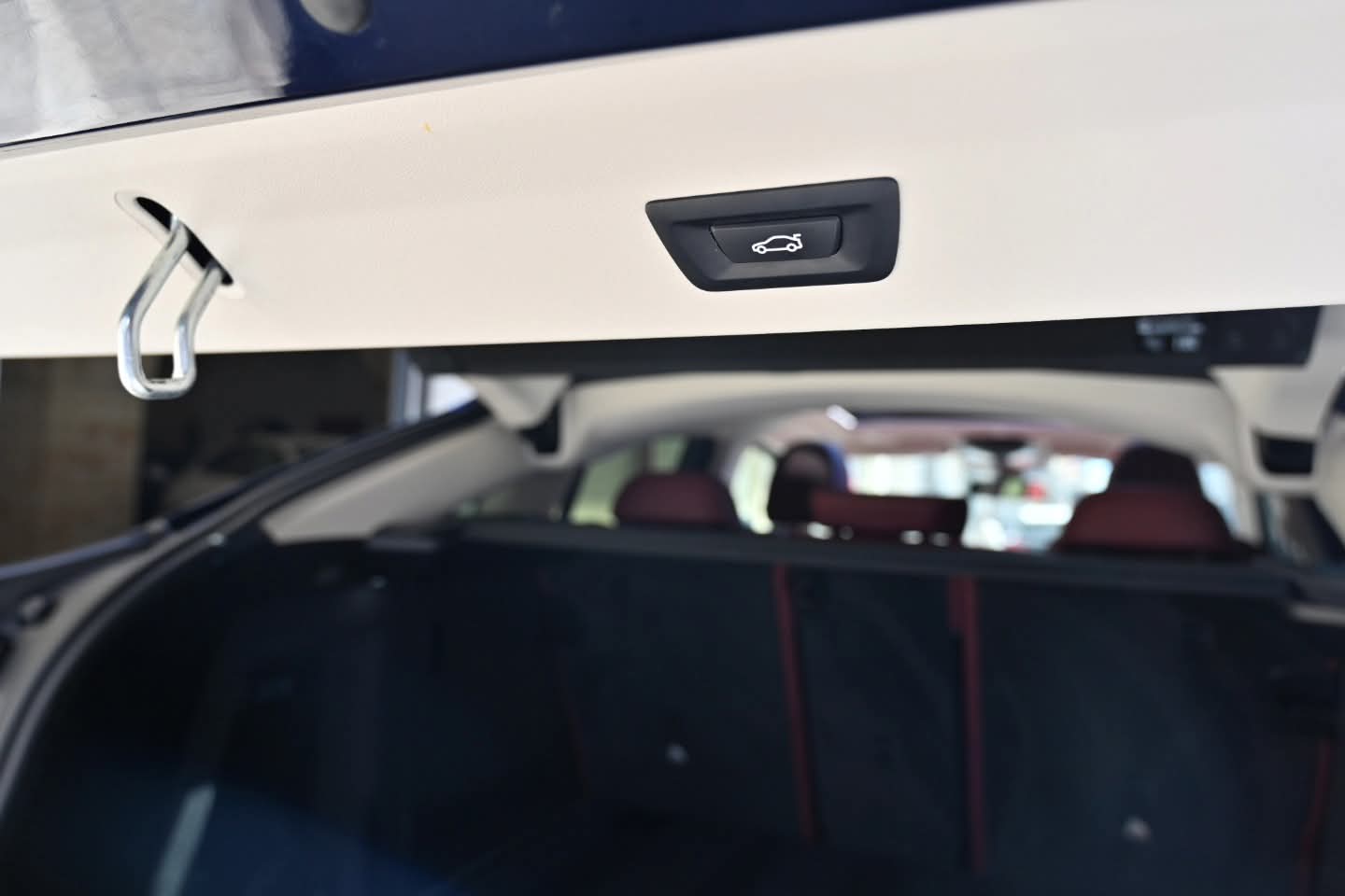 𝐁𝐌𝐖 𝐗4 xDrive 20D MH48V