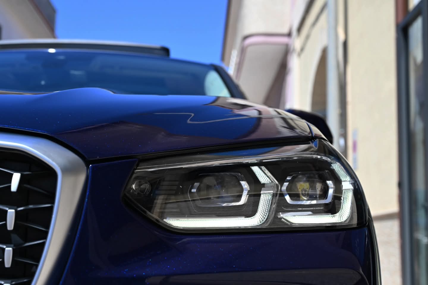 𝐁𝐌𝐖 𝐗4 xDrive 20D MH48V