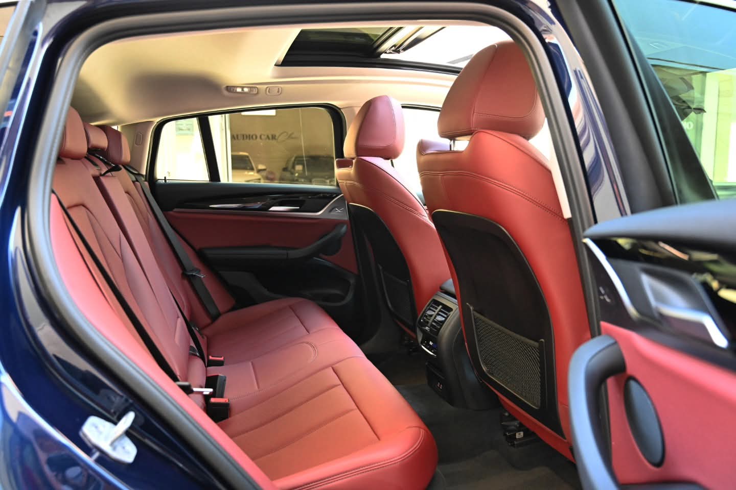 𝐁𝐌𝐖 𝐗4 xDrive 20D MH48V