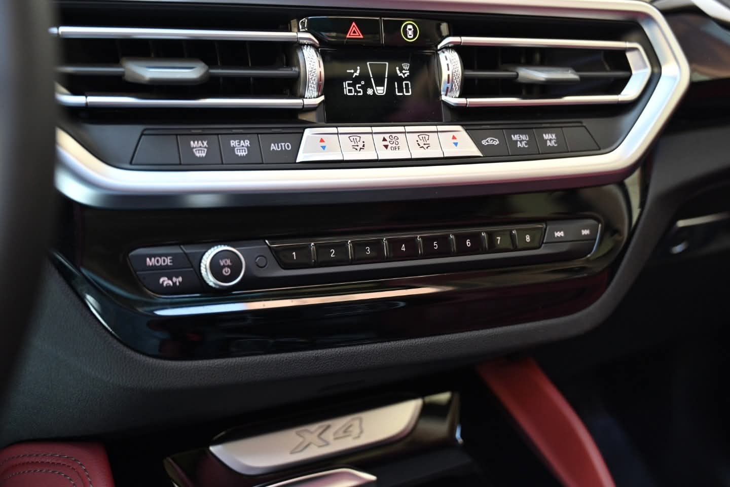 𝐁𝐌𝐖 𝐗4 xDrive 20D MH48V