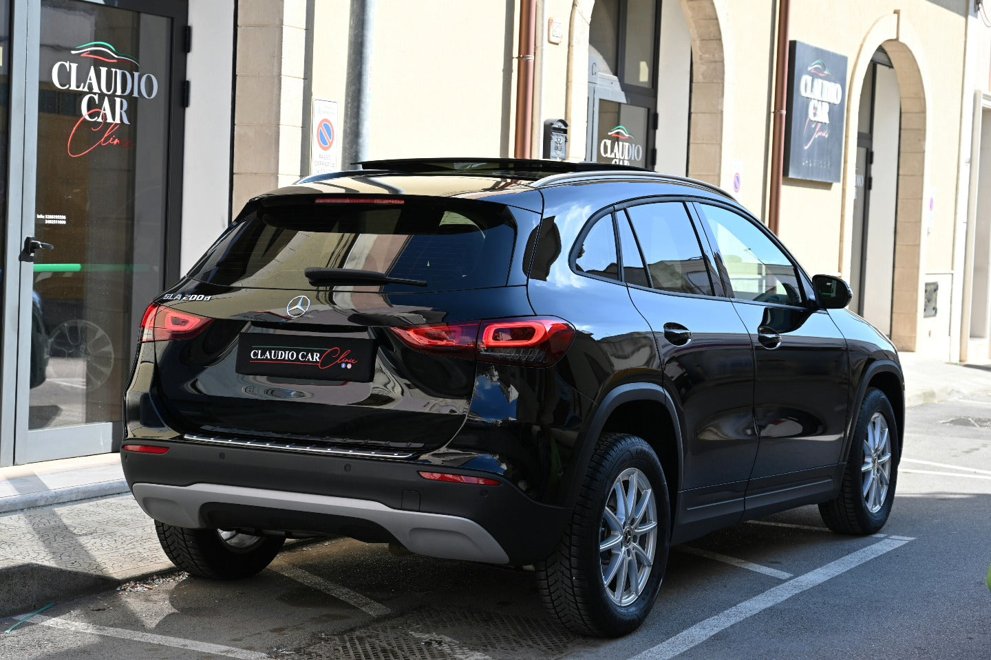 𝐌𝐞𝐫𝐜𝐞𝐝𝐞𝐬-𝐛𝐞𝐧𝐳 𝐆𝐋𝐀 200D TETTO PANORAMA