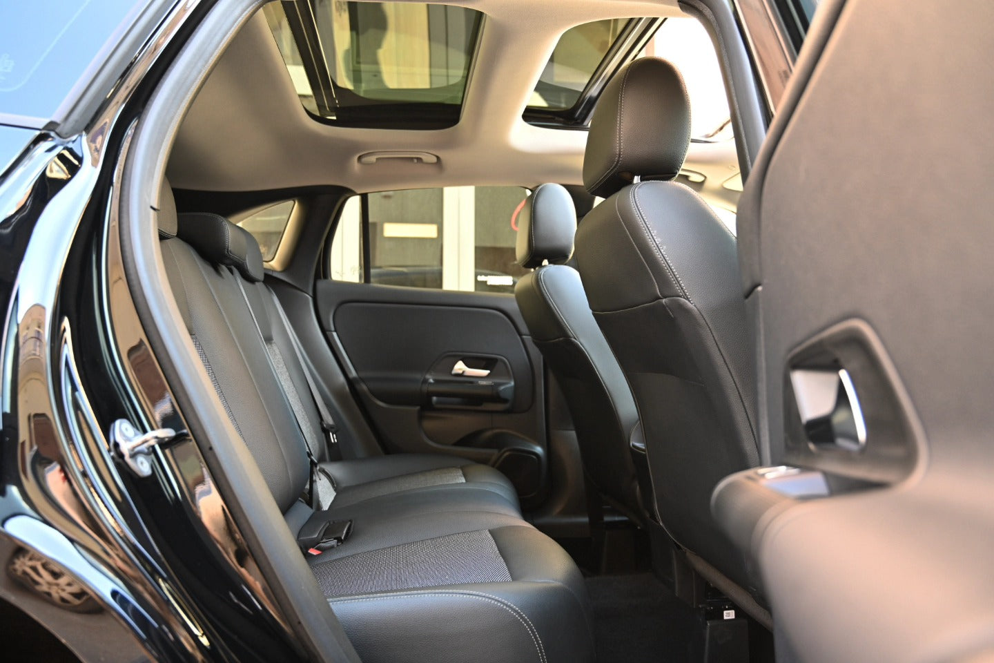 𝐌𝐞𝐫𝐜𝐞𝐝𝐞𝐬-𝐛𝐞𝐧𝐳 𝐆𝐋𝐀 200D TETTO PANORAMA