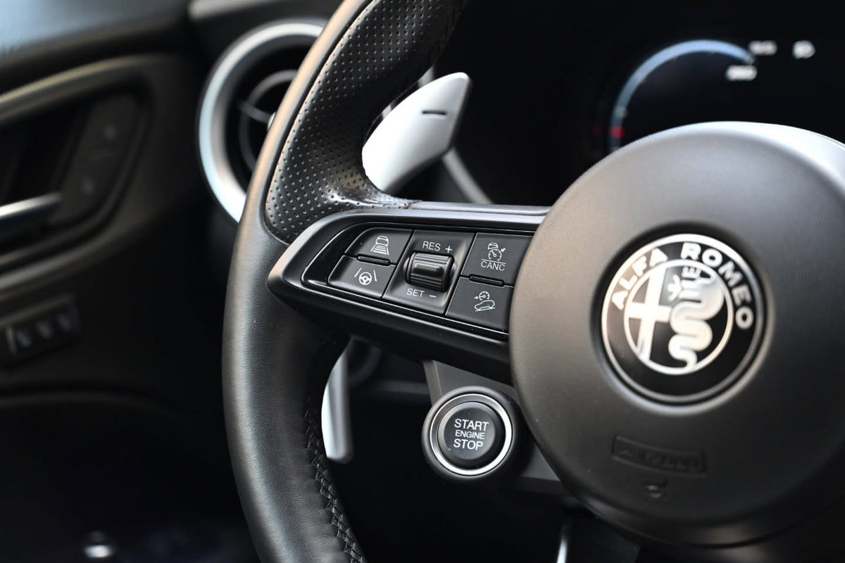 𝐀𝐥𝐟𝐚 𝐑𝐨𝐦𝐞𝐨 𝐒𝐓𝐄𝐋𝐕𝐈𝐎 Veloce