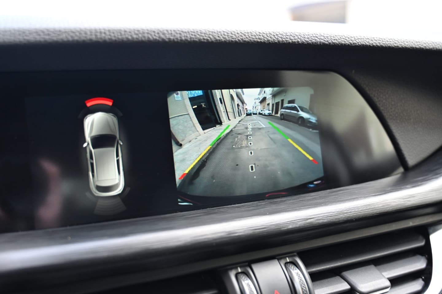 𝐀𝐥𝐟𝐚 𝐑𝐨𝐦𝐞𝐨 𝐒𝐓𝐄𝐋𝐕𝐈𝐎 210cv Q4