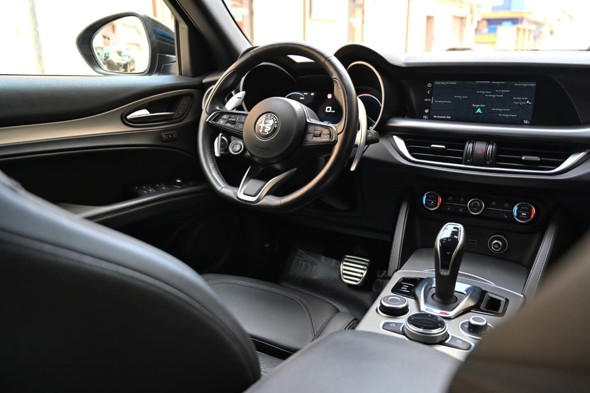 𝐀𝐥𝐟𝐚 𝐑𝐨𝐦𝐞𝐨 𝐒𝐓𝐄𝐋𝐕𝐈𝐎 Veloce