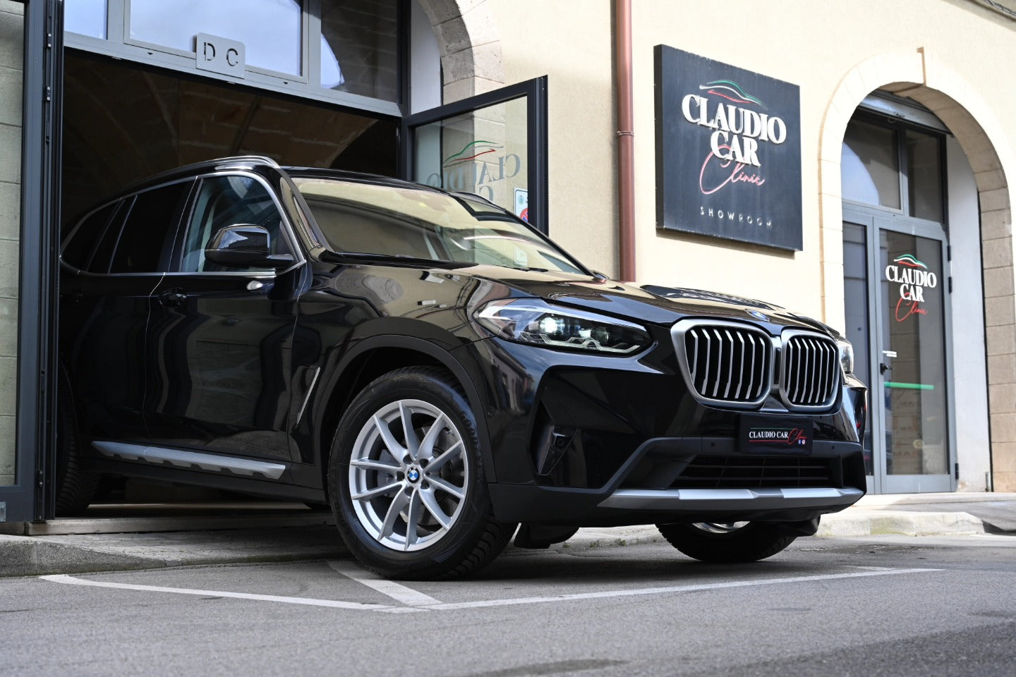 𝐁𝐌𝐖 𝐗3 sDrive 18D Restyle