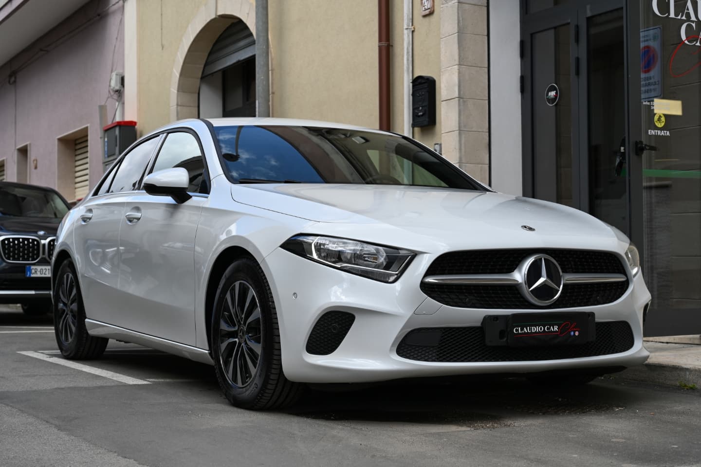 🚫𝗣𝗥𝗘𝗡𝗢𝗧𝗔𝗧𝗔🚫 𝐌𝐞𝐫𝐜𝐞𝐝𝐞𝐬-𝐛𝐞𝐧𝐳 𝐂𝐥𝐚𝐬𝐬𝐞 𝐀 Sedan