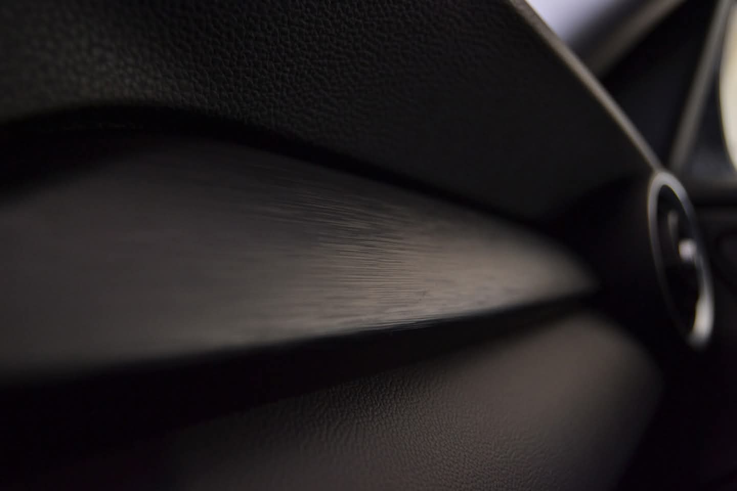 𝐀𝐥𝐟𝐚 𝐑𝐨𝐦𝐞𝐨 𝐒𝐓𝐄𝐋𝐕𝐈𝐎 210cv Q4