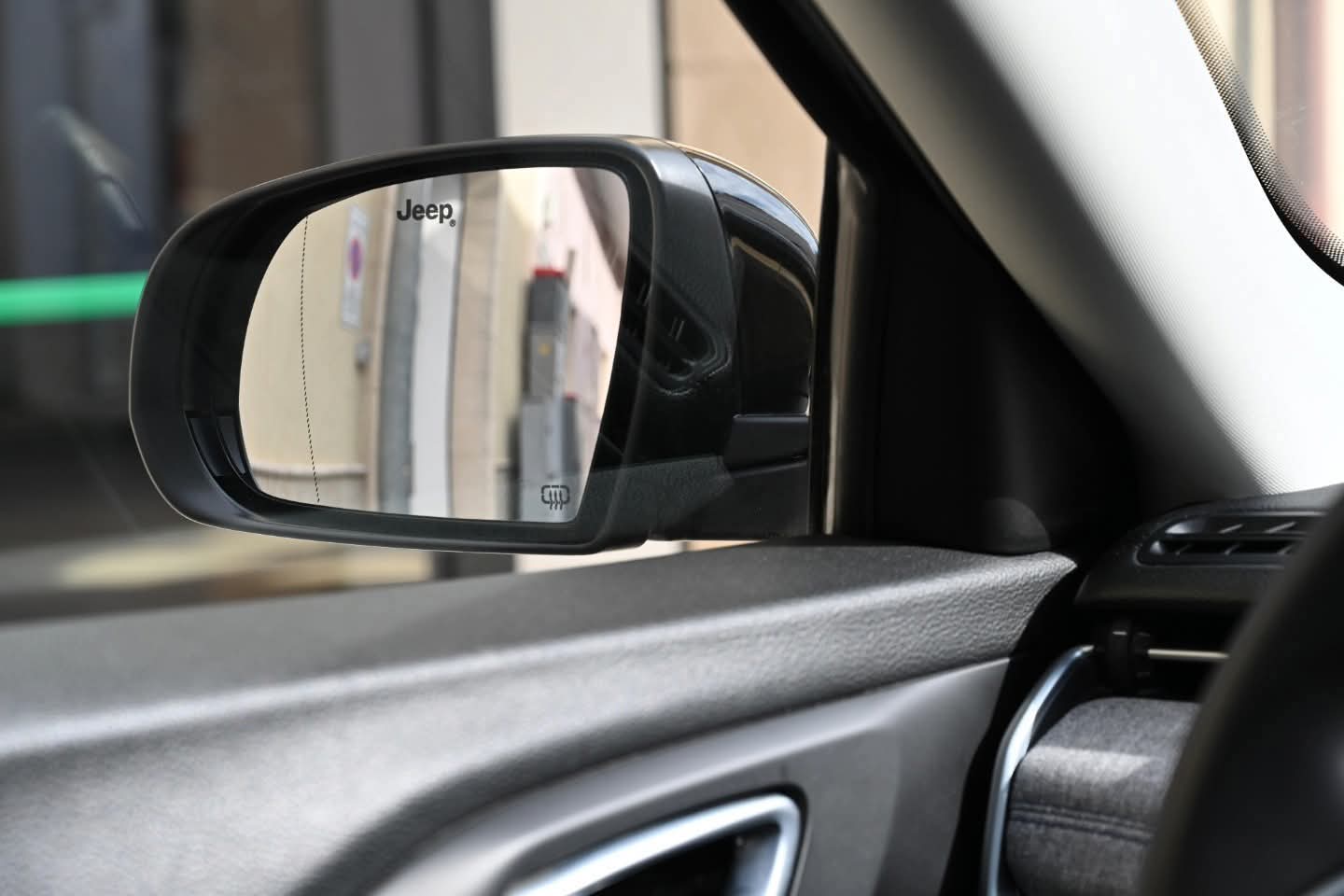 𝐉𝐄𝐄𝐏 𝐂𝐎𝐌𝐏𝐀𝐒𝐒 1.6 Business