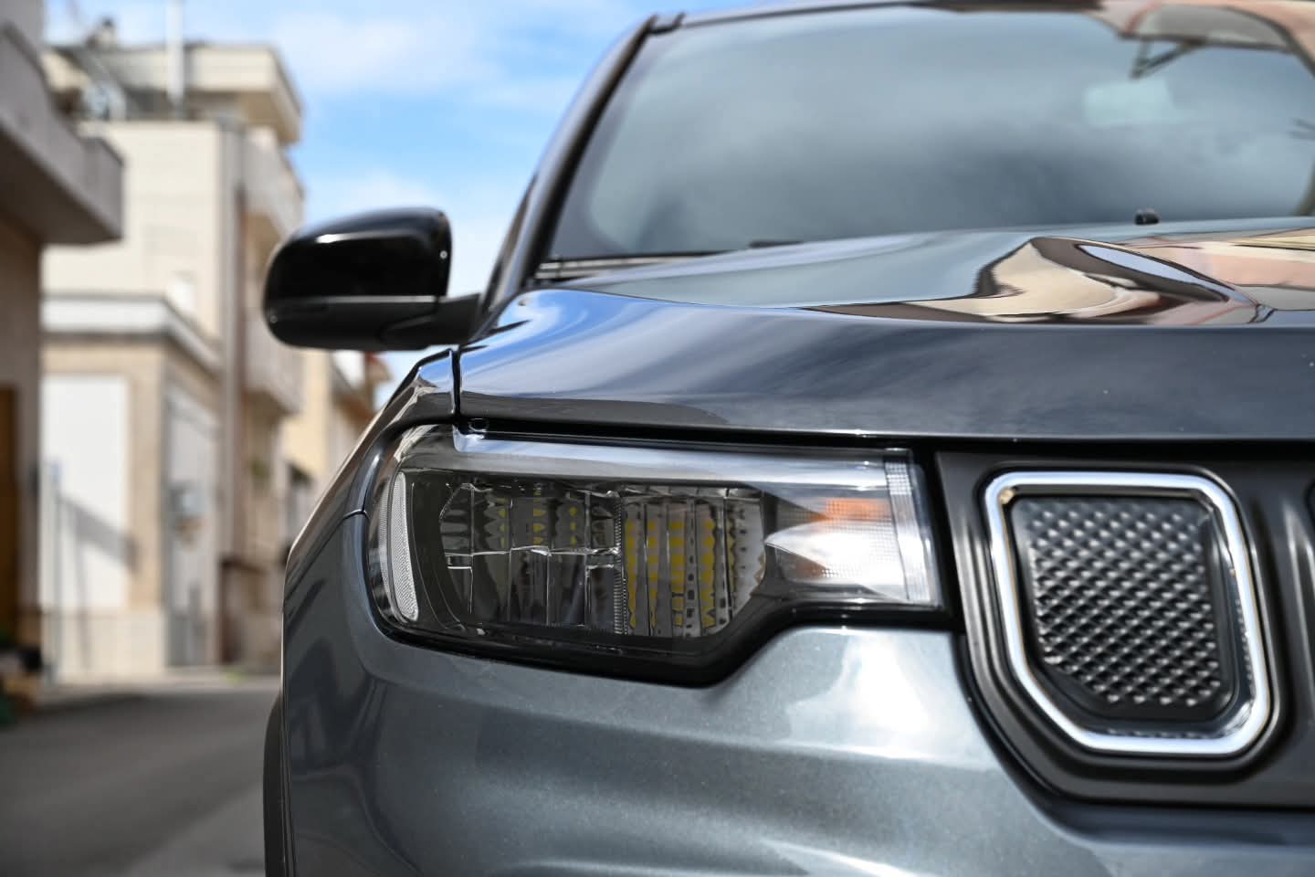 𝐉𝐄𝐄𝐏 𝐂𝐎𝐌𝐏𝐀𝐒𝐒 1.6 Business